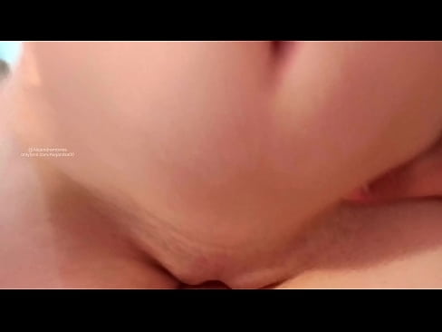 ❤️ अपनी बहन के कमरे में सो रही थी और ऐसे ही मेरी नींद खुल गई ❤ सेक्स हम पर ️